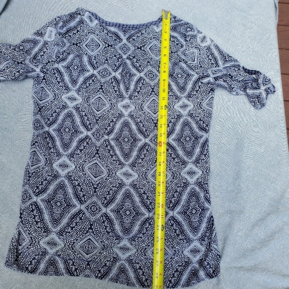 Dalia Blue and White Print Tunic Medium - Picture 14 of 14